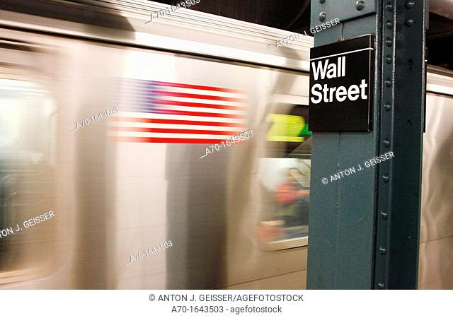 Subway car , public transport , new york city