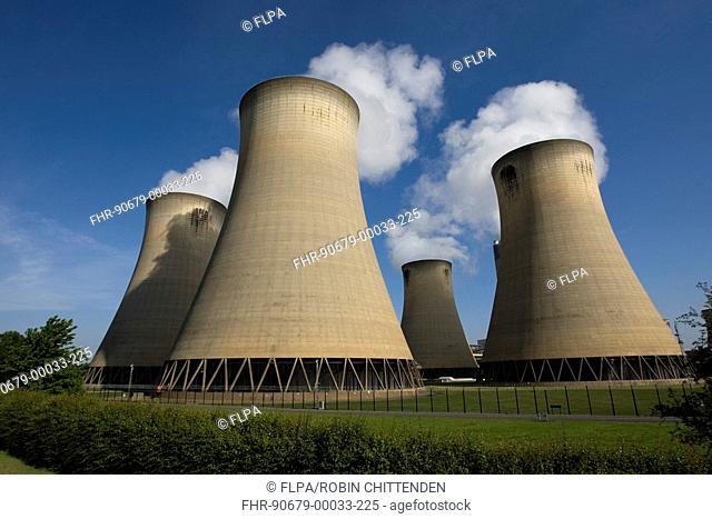 Cooling towers of coal-fired power station, Drax Power Station, Goole, North Humberside, Yorkshire, England, may
