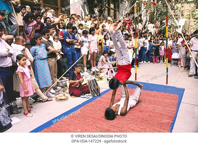 Street performer ; festival of India in New York ; United States of America U.S.A