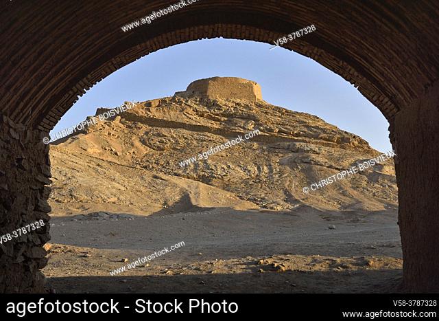 Iran, Yazd, Unesco World Heritage Site, Zoroastrian chapel and tower of Silence