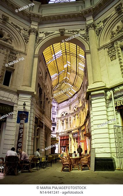 Passage Villacrosse Macca Bucarest,  galleries with cafes and romanian restaurants