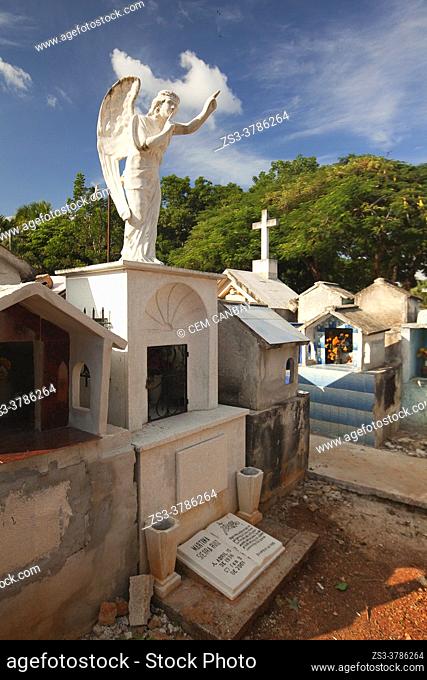 Statues and tombs at the cemetery in the town center, Oxcutzcab, Merida, Yucatan Province, Mexico, Central America