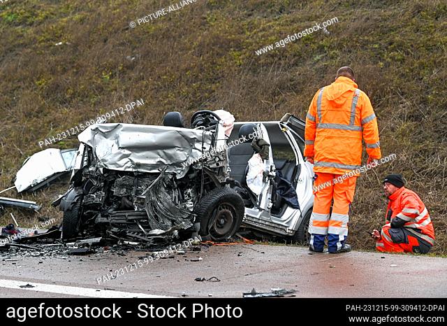 15 December 2023, Saxony-Anhalt, Querfurt: One of the cars involved in the serious accident with a wrong-way driver on the A38