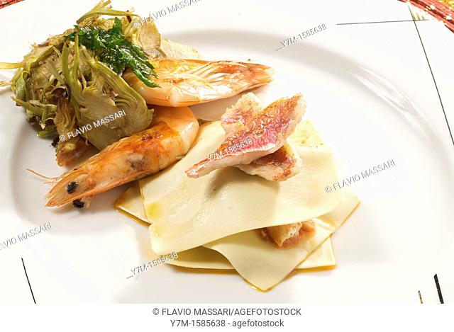 shrimps and mullet with artichoke