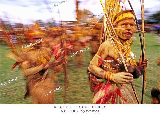 Native warriors. Goroka. Eastern highlands. Papua New Guinea