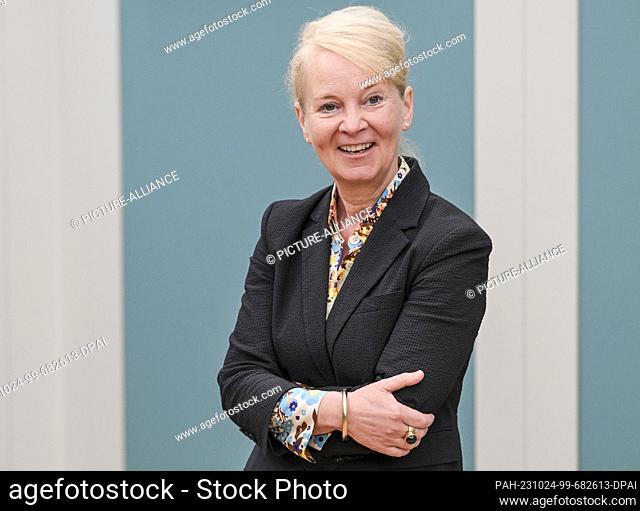 24 October 2023, Brandenburg, Potsdam: Ortrud Westheider, art historian and director of the Museum Barberini, presents the annual program and the new exhibition...