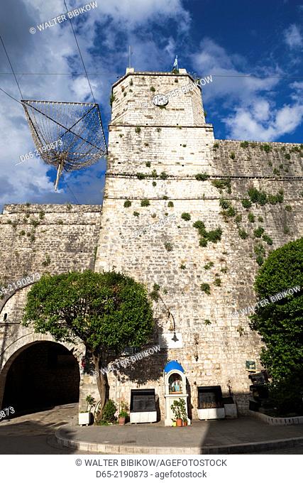 Greece, Epirus Region, Ioannina, Its-Kale Inner Citadel, clocktower and entrance gate to the Kastro Quarter