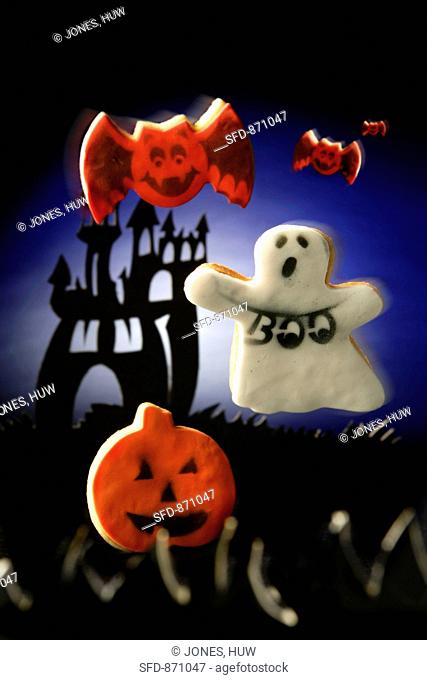 Halloween biscuits pumpkin, ghost and bats