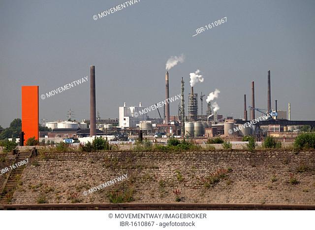 Landmark art, Rheinorange piece of art, smoking chimneys, industrie, Duisburg, Ruhrgebiet area, North Rhine-Westphalia, Germany, Europe