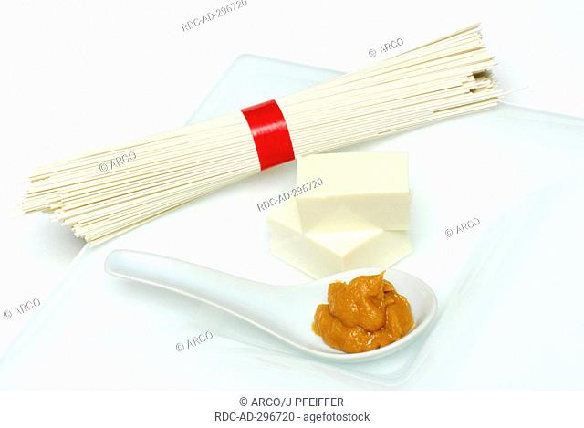 Tofu, noddles and Miso paste, Japan / soy product, soya product, spoon
