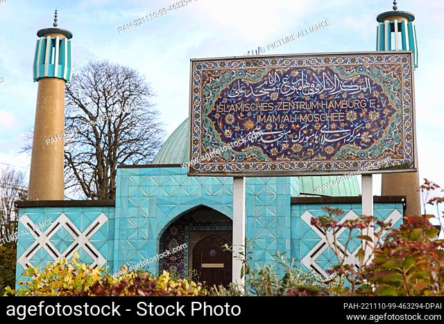 09 November 2022, Hamburg: View of the Islamic Center Hamburg (IZH) of the Imam Ali Mosque. Among other things, the IZH is today a topic in the Bundestag