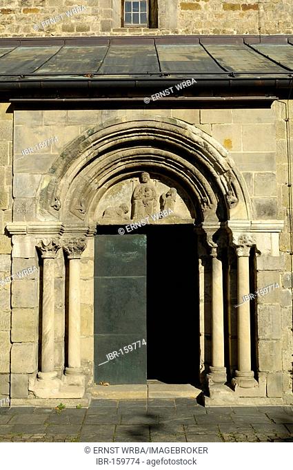 UNESCO World Heritage Site church St. Wiperti, portal, roman Quedlinburg, Saxony-Anhalt, Germany