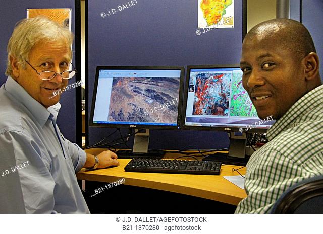 Africa- South Africa- CSIR Satellites Aplication Center, at Hartebeeshoek Garten Prov : Bruno Meyer and Daniel Matsapola