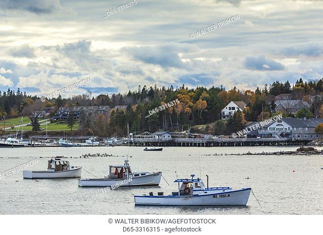 USA, Maine, Mt. Desert Island, Southwest Harbor, lobster boats