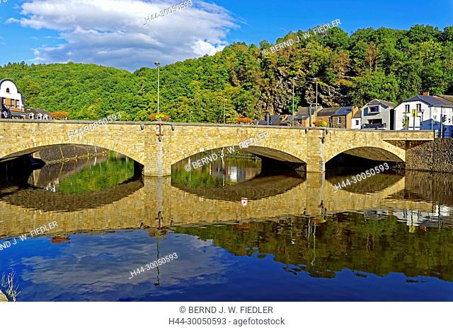 River, Ourthe, bridge, Pont you Engraving, La Smelling Roche-en-Ardenne Belgium