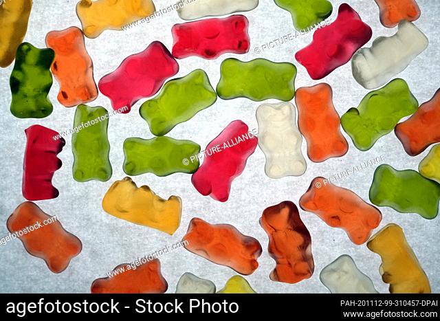 12 November 2020, Saxony, Leipzig: Haribo Gold Bears lie on a table. The existence of the confectionery manufacturer's site near Zwickau with 150 jobs is...