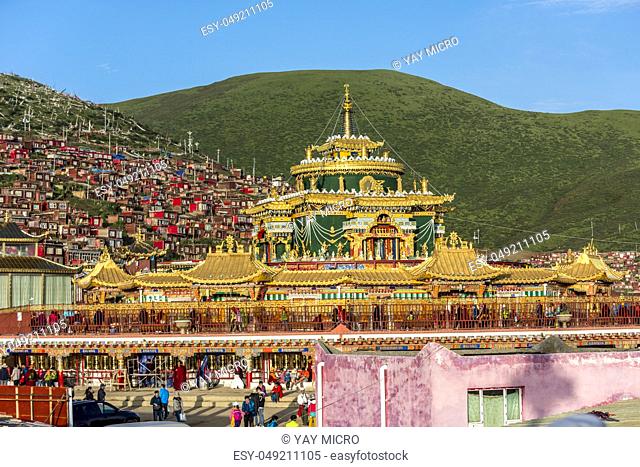Lharong Monastery and the Monk houseson surrounded in Sertar, Tibet. Lharong Monastery is a Tibetan Buddhist Institute at an elevation of about 4300 meters