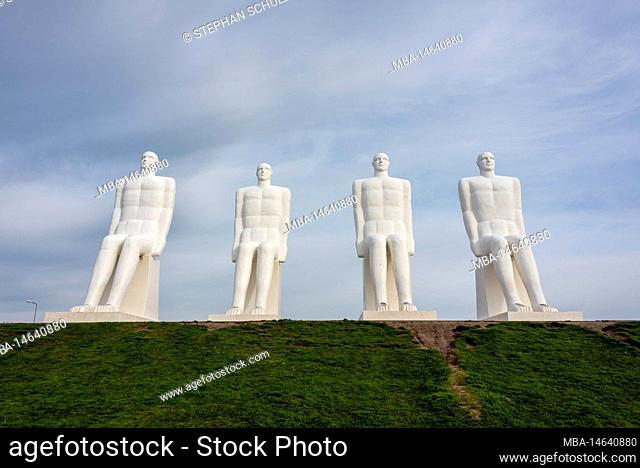 Mennesket ved Havet, man by the sea, nine meter high sculpture group by Svend Wiig Hansen, Esbjerg, Syddanmark, Denmark