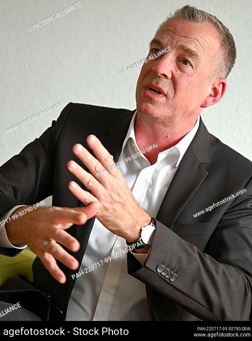 11 July 2022, Rhineland-Palatinate, Mainz: Art historian Ulf Sölter, new director of the Gutenberg Museum, speaks during an editorial interview with Deutsche...