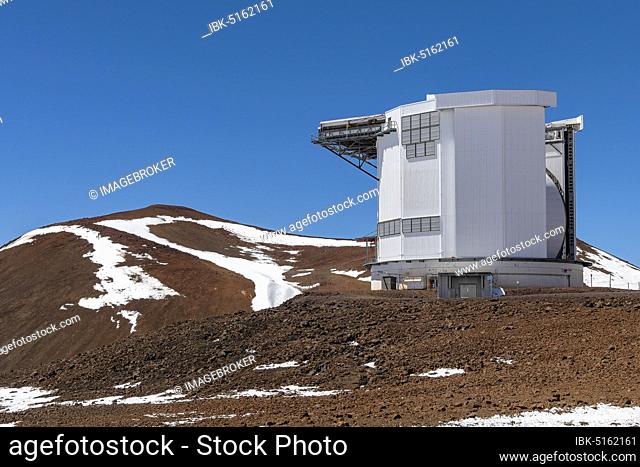 Mauna Kea Gemini Observatory, James Clerk Maxwell Telescope, Mauna Kea Ice Age Natural Area Reserve, Big Island, Hawaii, USA, North America