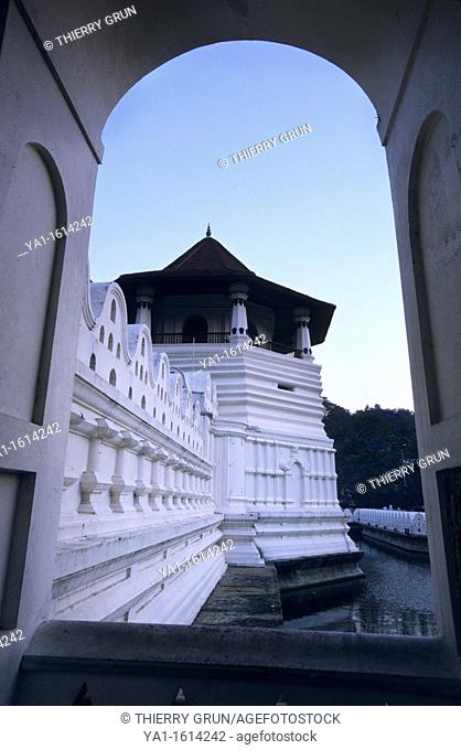 Temple of the Tooth Sri Dalada Maligawa with Pattirippuwa Octagon tower, Kandy, Sri Lanka