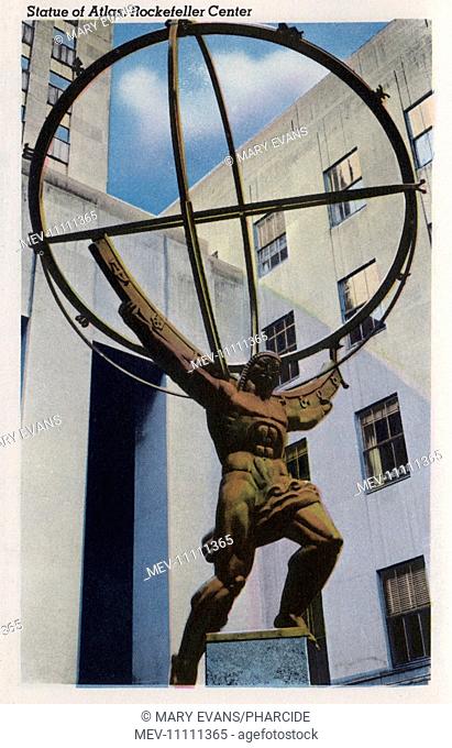 Mini leporello picture in a Rockefeller Greeting envelope showing the bronze Atlas Staue in front of the Rockefeller Center in New York City
