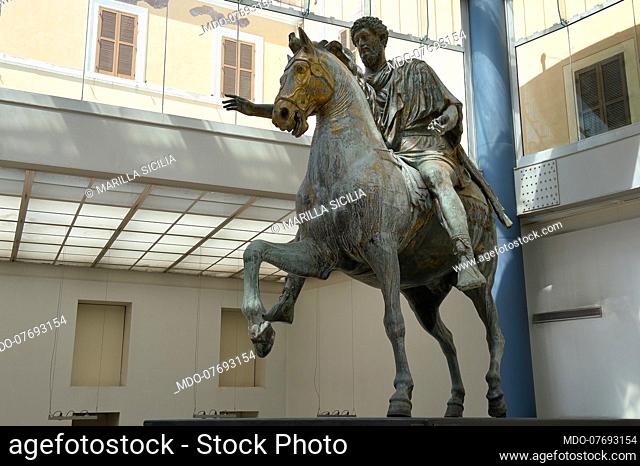 Marco Aurelio's Exedra in the Capitoline Museums during the first weekend after the recent partial reopening of the Roman museums in Phase 2 of the Coronavirus...