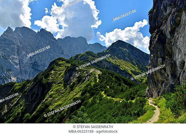 Way to Stripsenkopf (mountain)