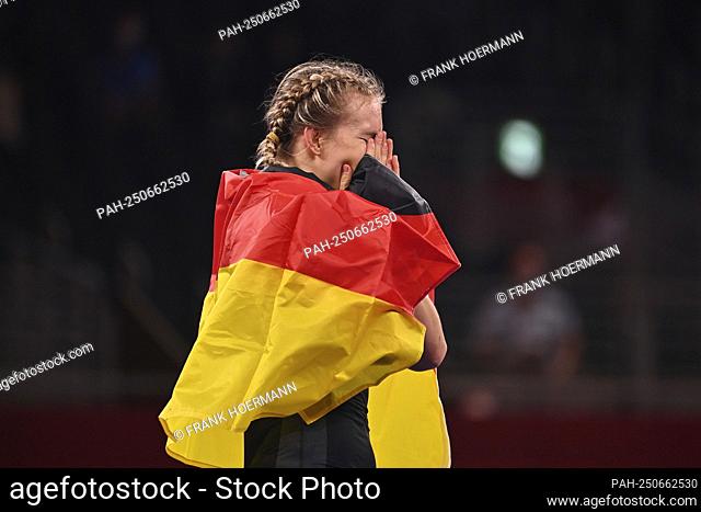 Aline Rotter Focken (GER) with Germany flag, flag, winner, winner, Olympic champion, jubilation, joy, enthusiasm, Wrestling Women WFS 76 kg on 02.08