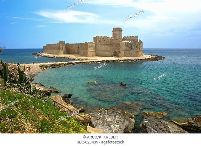 Castle, Isola di Capo Rizzuto, Le Castella, Calabria, Italy