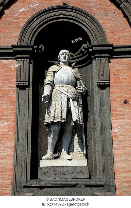 Statue of Alfonso di Aragona on Palazzo Reale, the royal palace, palace of the viceroys on Piazza del Plebescito square, Naples, Campania, Italy, Europe