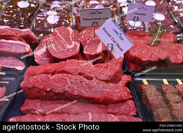 ARCHIVE PHOTO: Meat prices fall again. Steaks from oxen, ox meat in the meat counter of a court butcher's shop. Fresh meat