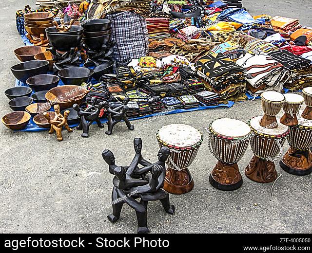 Shopping in Dakar. Handicrafts. Dakar, Senegal