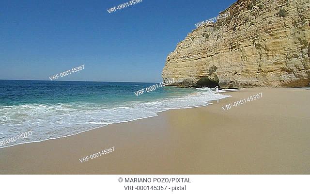 Centeanes Beach, Carvoeiro, Lagoa, Algarve, Portugal