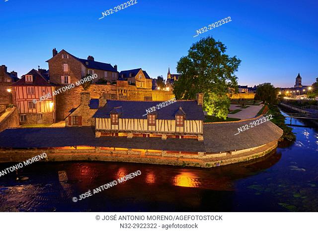 Vannes, City walls and medieval houses, Morbihan, Bretagne, Brittany, France, Europe