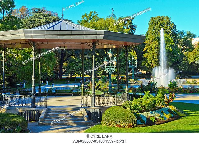 France, Toulouse, Grand Rond Gardens, bandstand