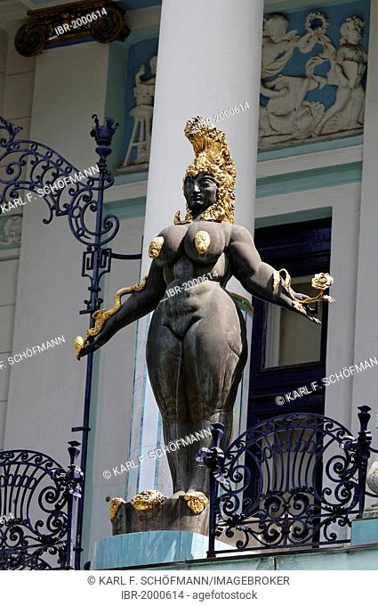 Voluptuous female statue, Ernst Fuchs Museum, former mansion of architect Otto Wagner, Vienna, Austria, Europe