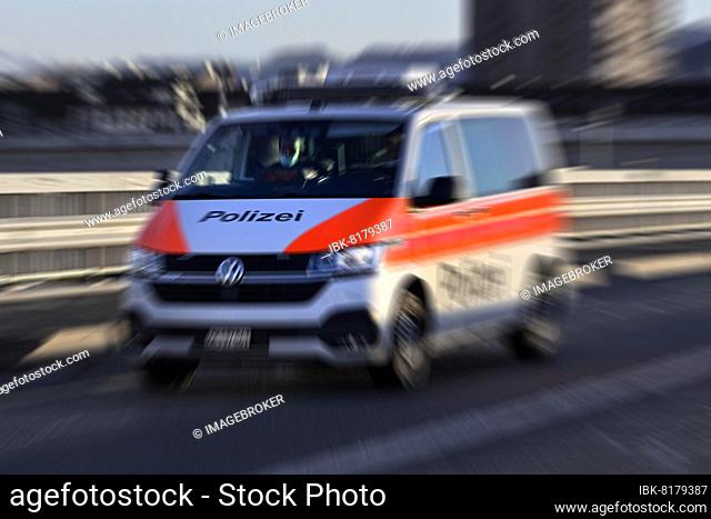 Police car, zoom effect