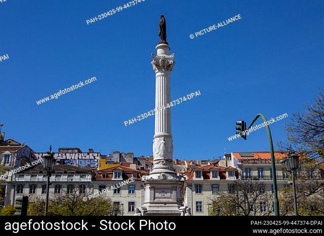 PRODUCTION - 05 April 2023, Portugal, Lissabon: A statue of King Pedro IV stands in the square ""Praça Dom Pedro IV"", also known as Rossio