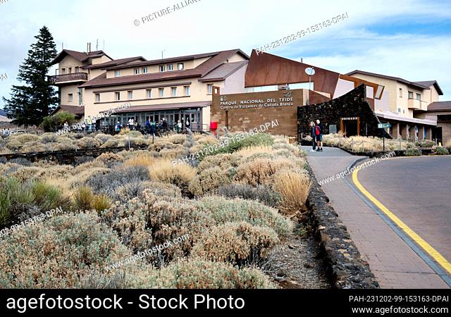 01 December 2023, Spain, La Orotava: The visitor center in the Teide National Park is located on the TF-21 road near the Roques de Garcia attraction