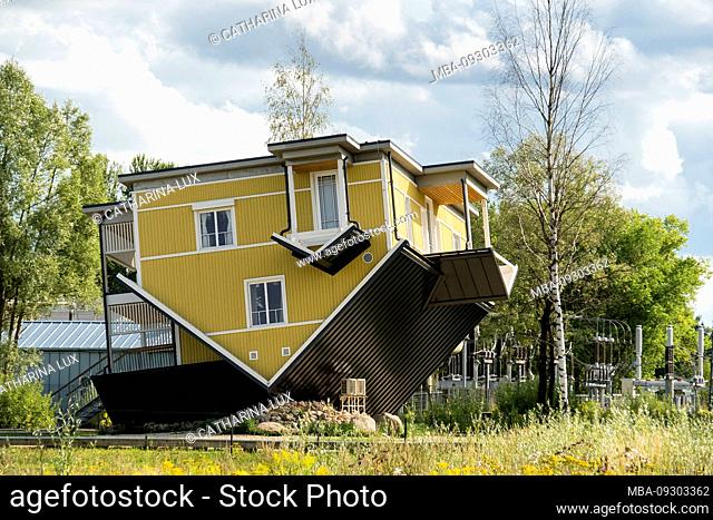 Estonia, Tartu, Tagurpidi Maja, upside down house