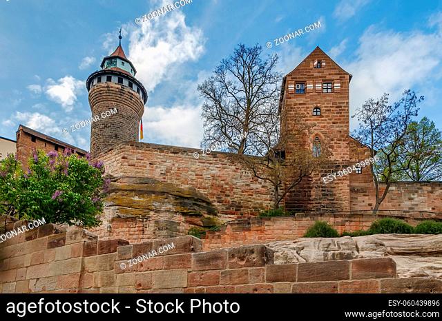 View of Nuremberg castle with Walburgiskapelle and Sinwell Tower, Germany