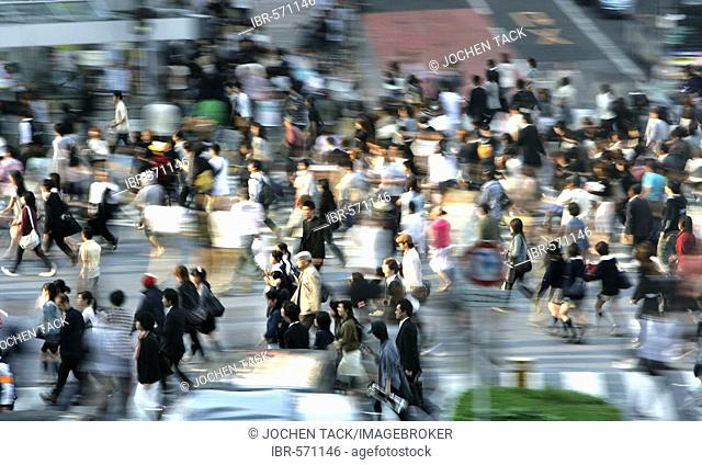 Shibuya pedestrian crossing, the world's busiest pedestrian crosswalk, Shibuya district, Tokyo, Japan, Asia