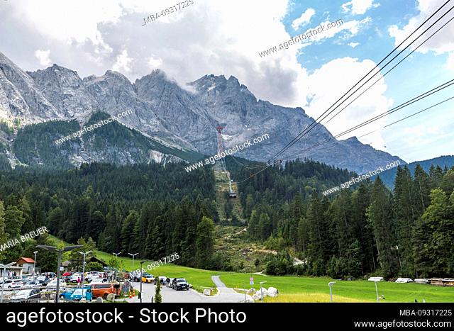 Eibseeseilbahn, Zugspitze, Zugspitzmassiv, 2962 m, highest mountain peak of Germany, Wettersteingebirge, Eastern Alps, Alps, Garmisch-Partenkirchen, Bavaria