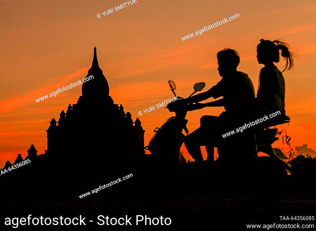 MYANMAR, BAGAN - OCTOBER 28, 2023: A view of a Buddhist temple complex at sunset. Yuri Smityuk/TASS