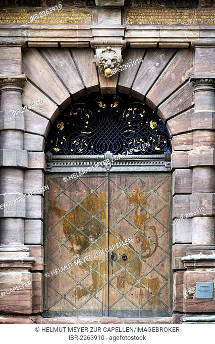 Entrance to Christiansportal with a painted lion on the door, built c. 1607, at Hohe Bastei, High Bastion, in the courtyard, Plassenburg Castle, Kulmbach