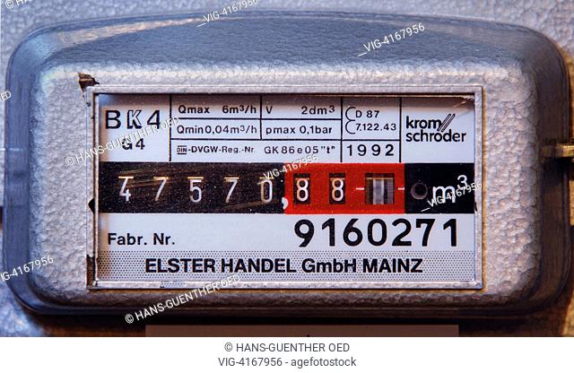 19.12.2013, Unkel, Germany, an gas meter is very busy, especially in winter