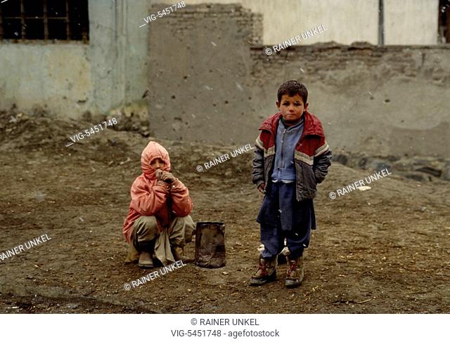 AFG, Afghanistan : Children in Kabul , January 1995 - Kabul, Kabul, Afghanistan, 04/01/1995