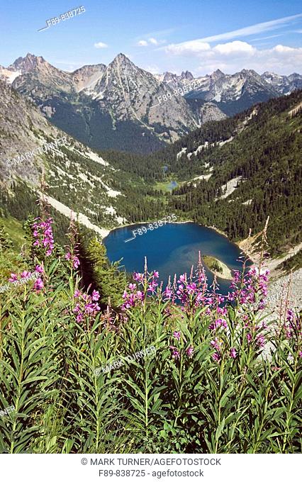 Mountain lake in glacial cirque, North Cascades National Park