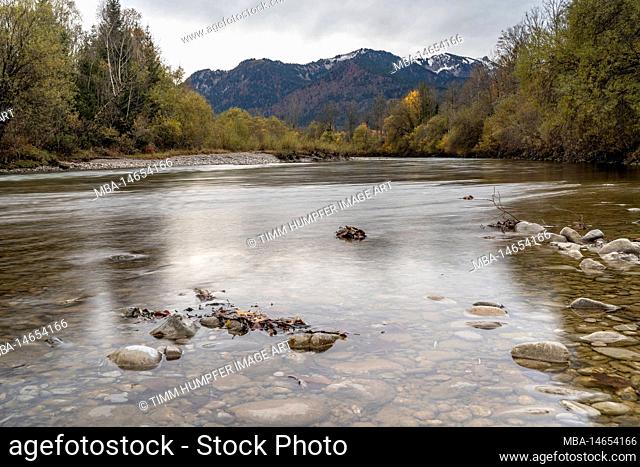 Europe, Germany, Southern Germany, Bavaria, Upper Bavaria, Bavarian Alps, Lenggries, river course of the Isar in front of mountain scenery